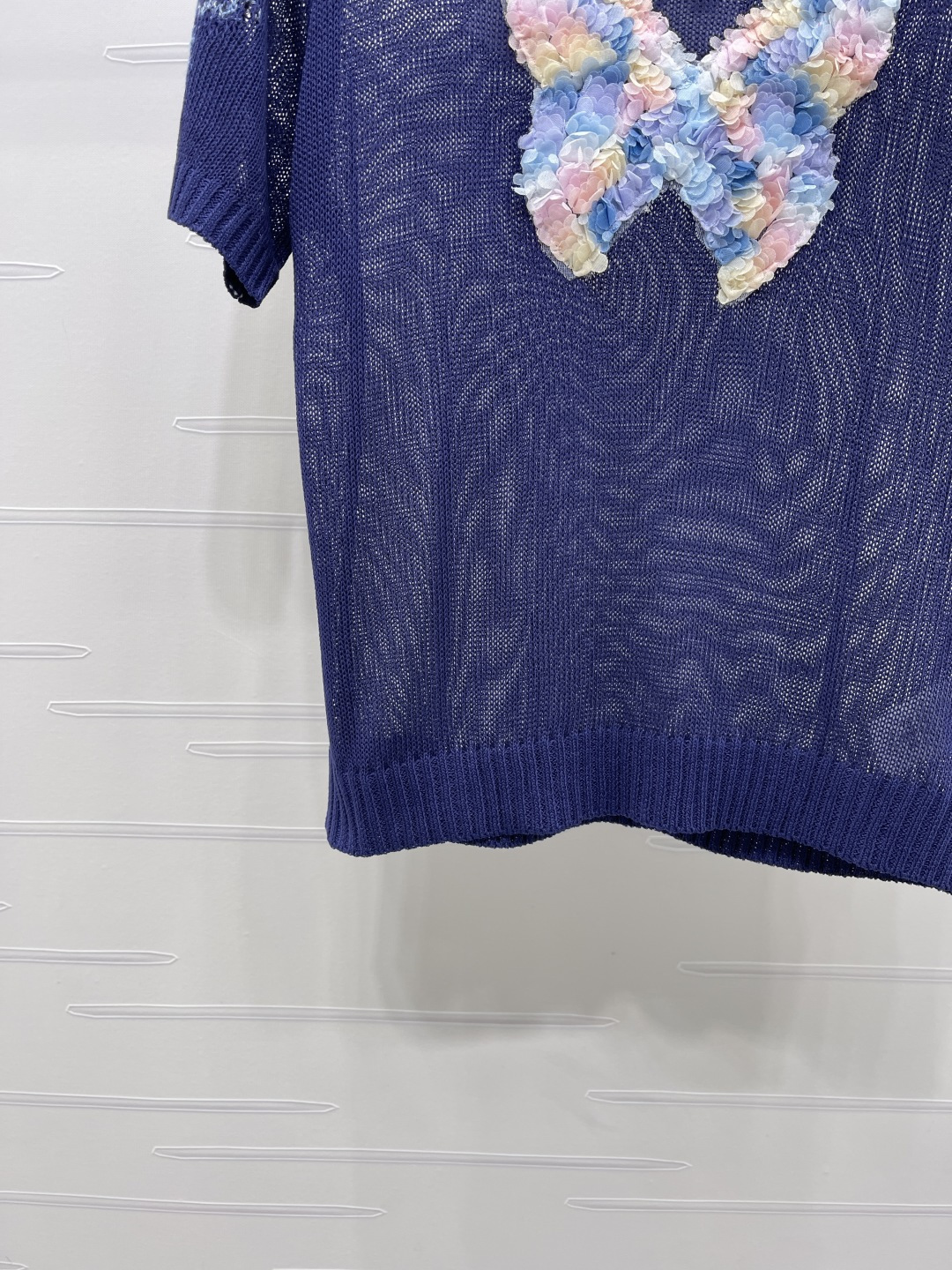 Women's short sleeves